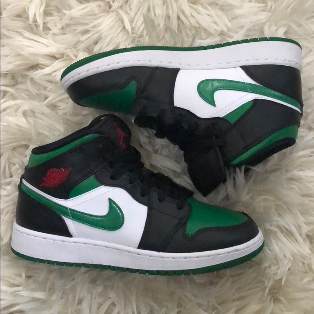Nike AJ 1 - grn/blk/wht